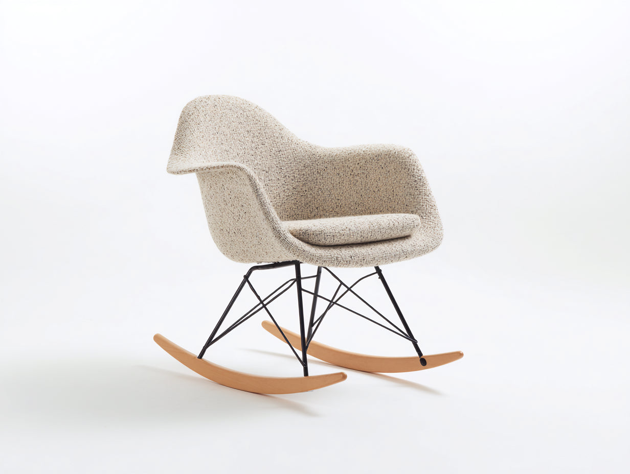 Mecedora tapizada 82x72x76 cm - beige negro y madera natural - base metálica con patines