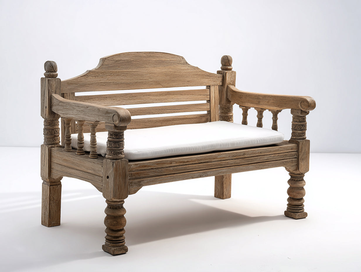 Banco de jardín de madera tallada con cojín 145x62x92 cm - madera natural y blanco - estilo rústico clásico